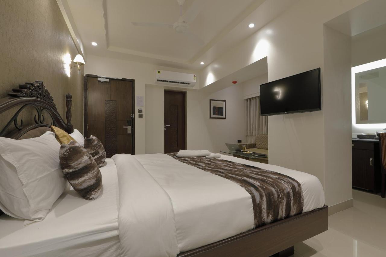 Hotel Ariana Residency Mumbai Dış mekan fotoğraf